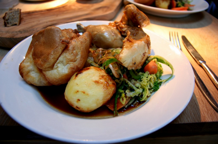 Sunday roast on the Thames.