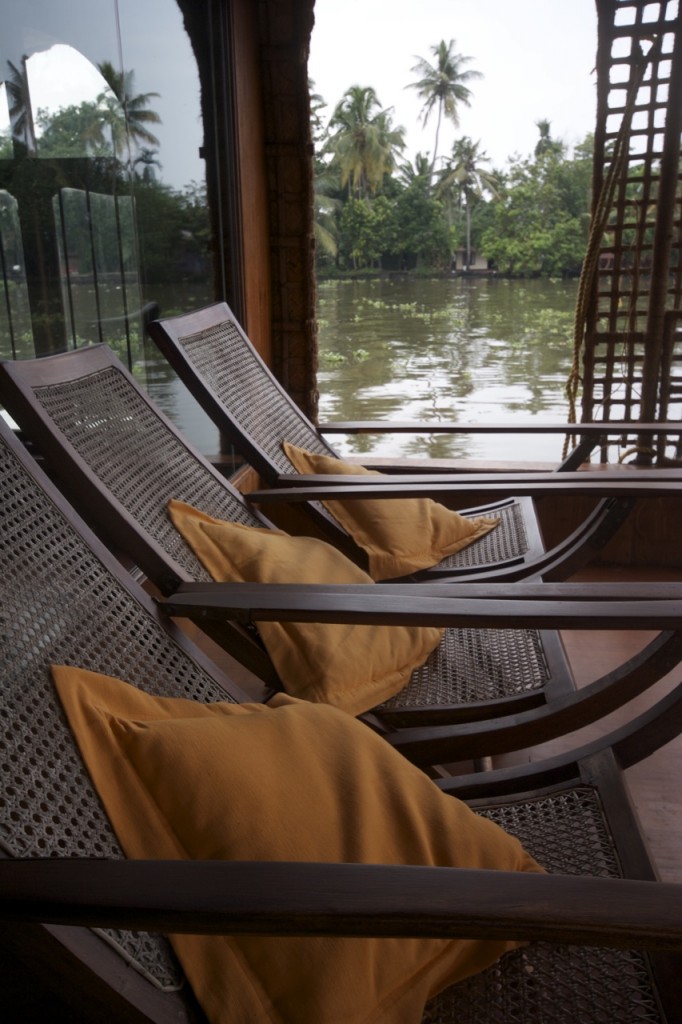 Houseboat Tour in Kerala Backwaters
