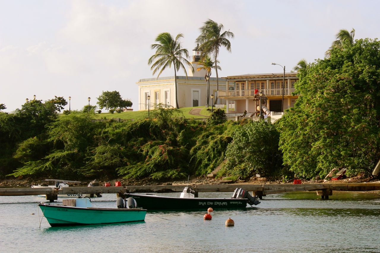 Visions of Vieques: Remembering the islands of Puerto Rico.